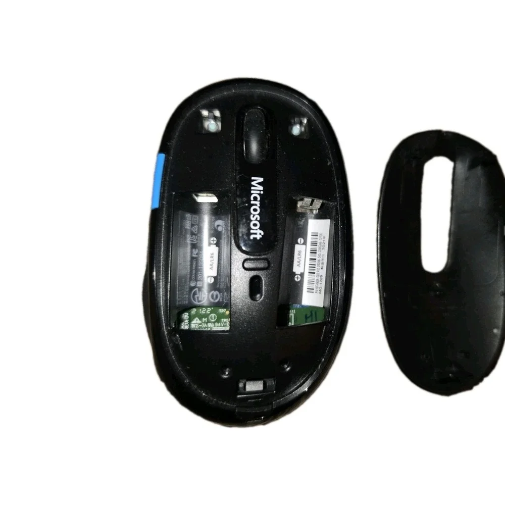 Microsoft - Sculpt Comfort Bluetooth Mouse With Dongle - 1557 - Black